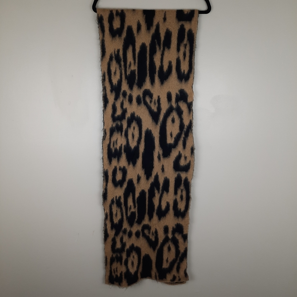 Betsy Johnson animal printed sacrf